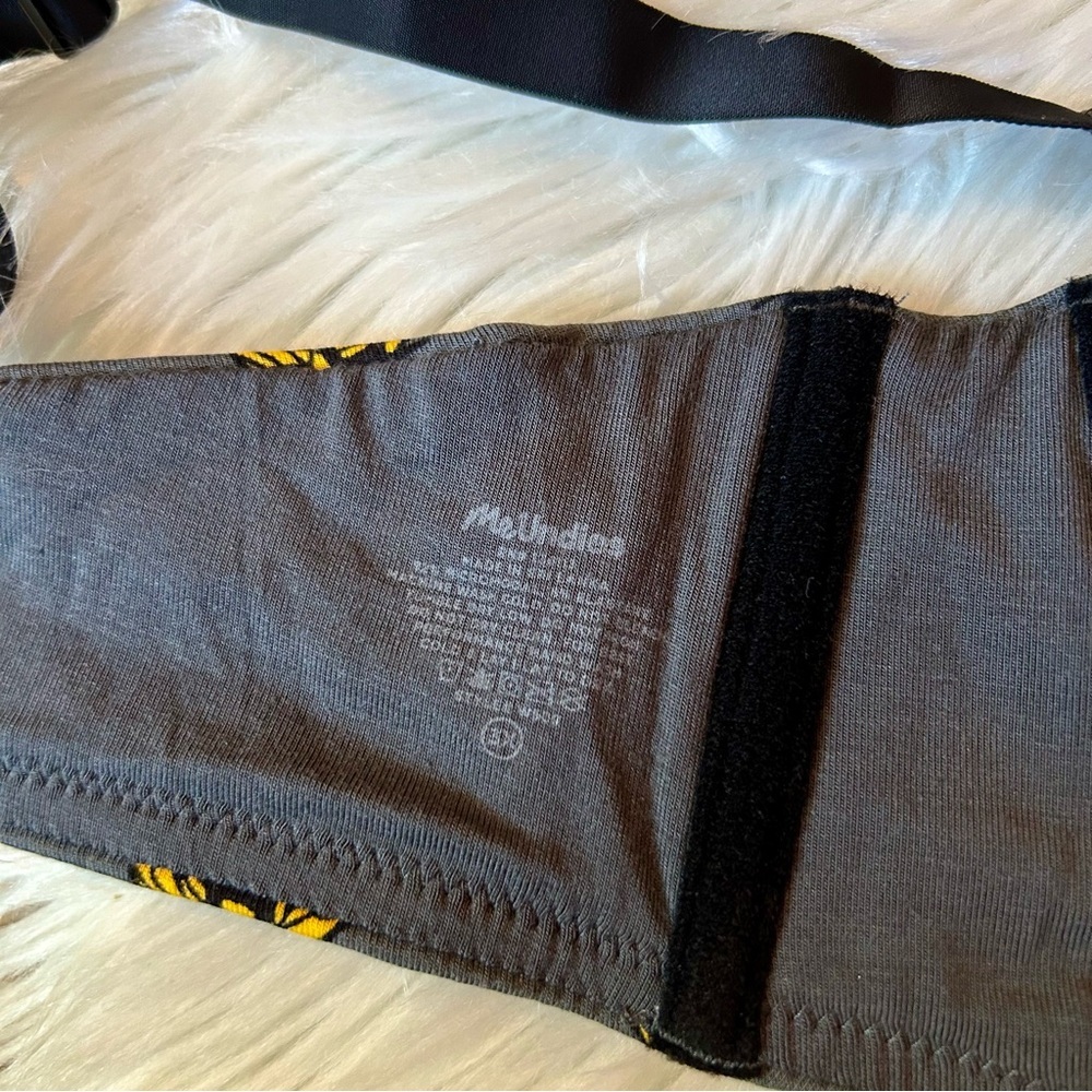 Me Undies - UltraModal™ FeelFree Longline‎ Bralette - Grey Bees - Picture 5 of 5
